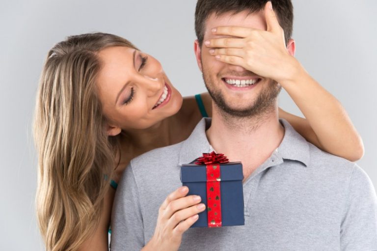 Ideal and romantic birthday gifts for your husband
