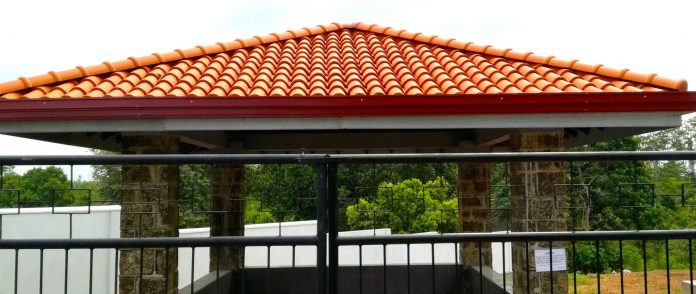 Roof construction service