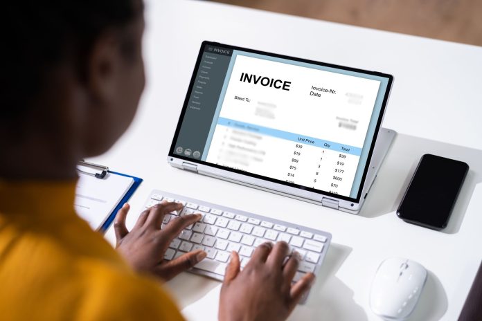 How do I match an invoice with a payment in QuickBooks Desktop?