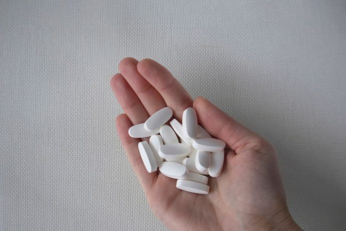 M367 White Oval Pill